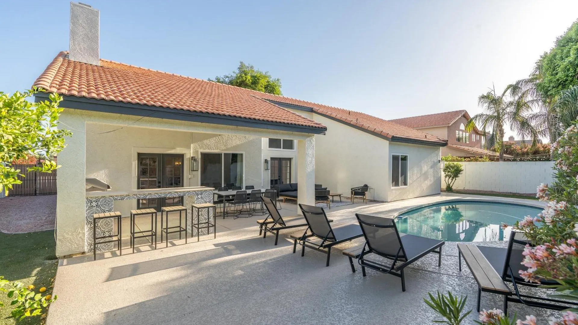 Black Palm Sparkling Pool Pool Table Close To Kierland Entertainment Newly Designed Beauty Phoenix